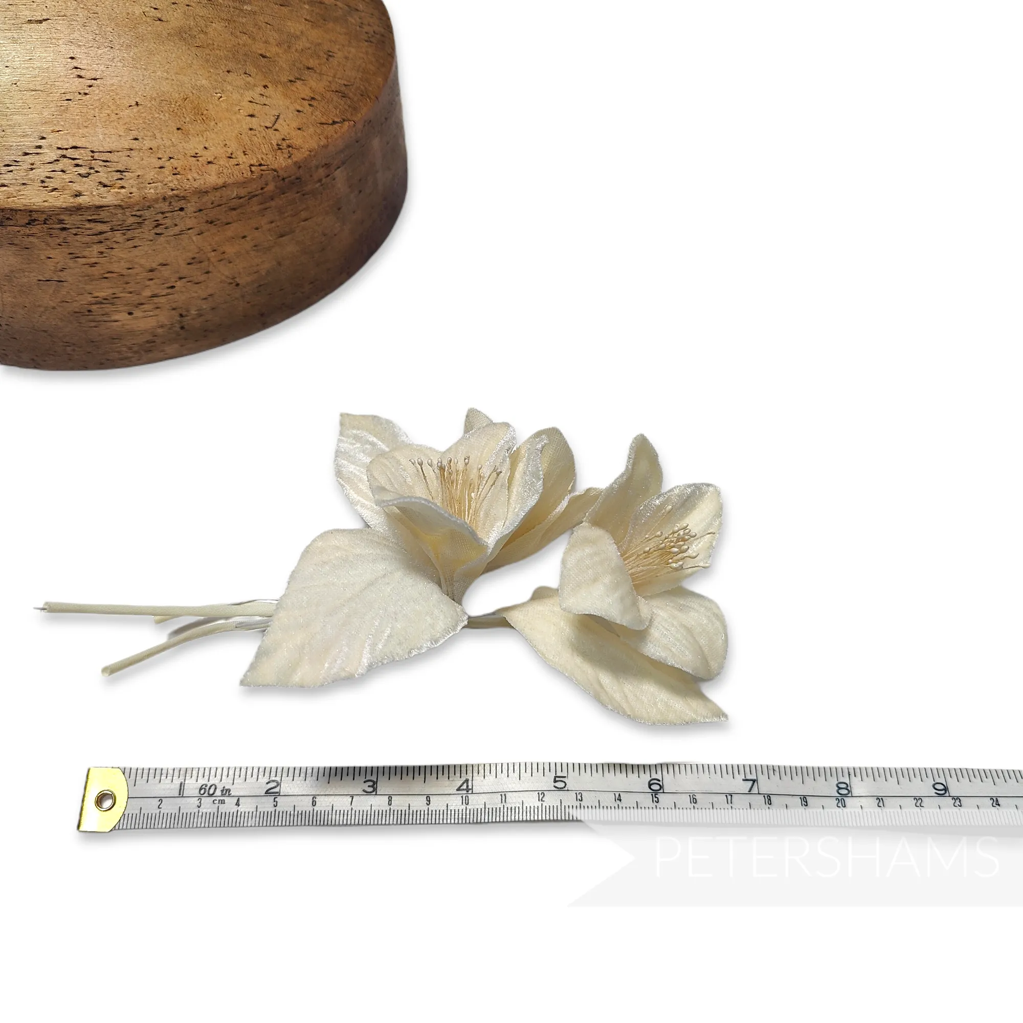 'Adelyte' Velvet Lily Millinery Flower Mount