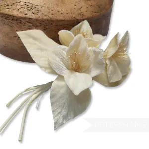 'Adelyte' Velvet Lily Millinery Flower Mount