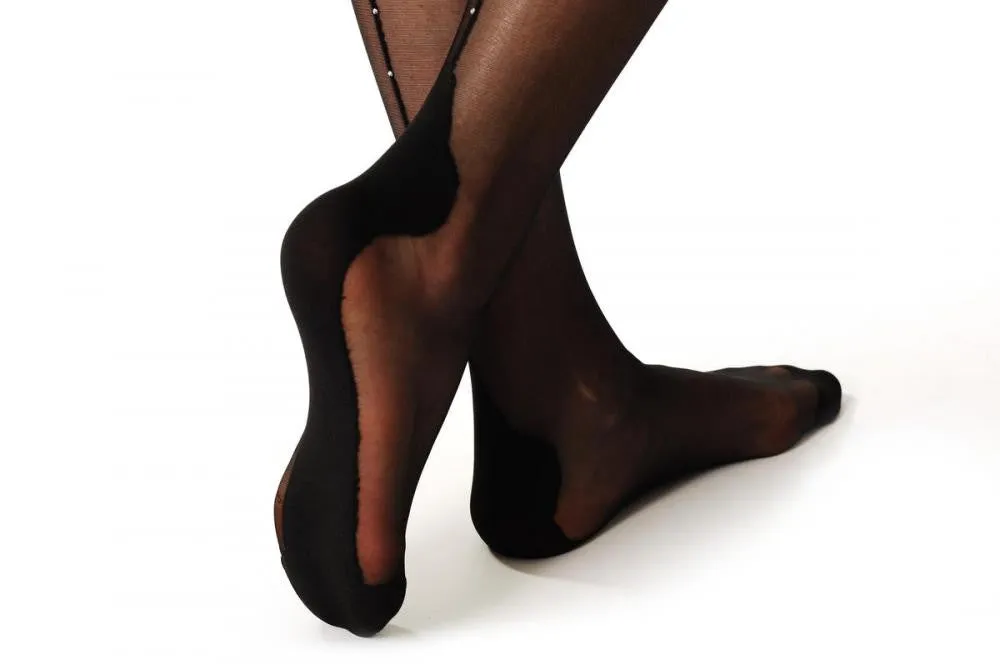 Black Seam With Crystals
