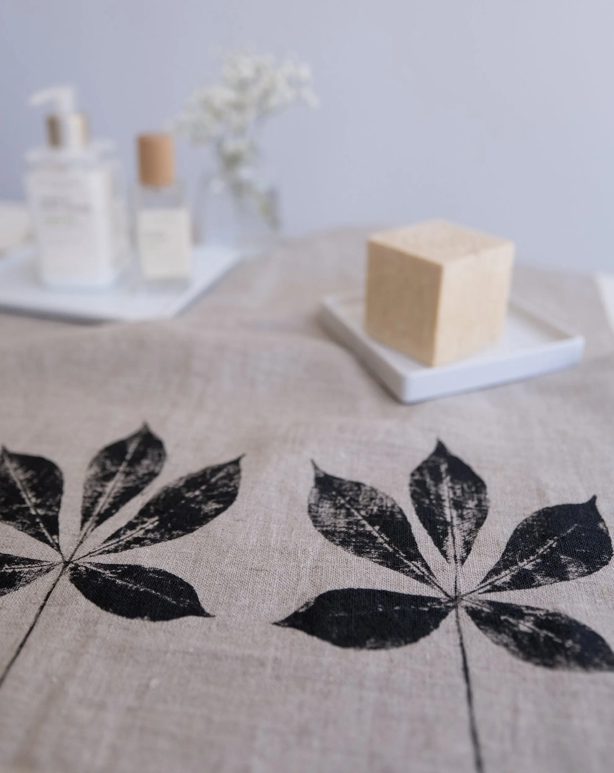 Creeper Leaf Hand Towels