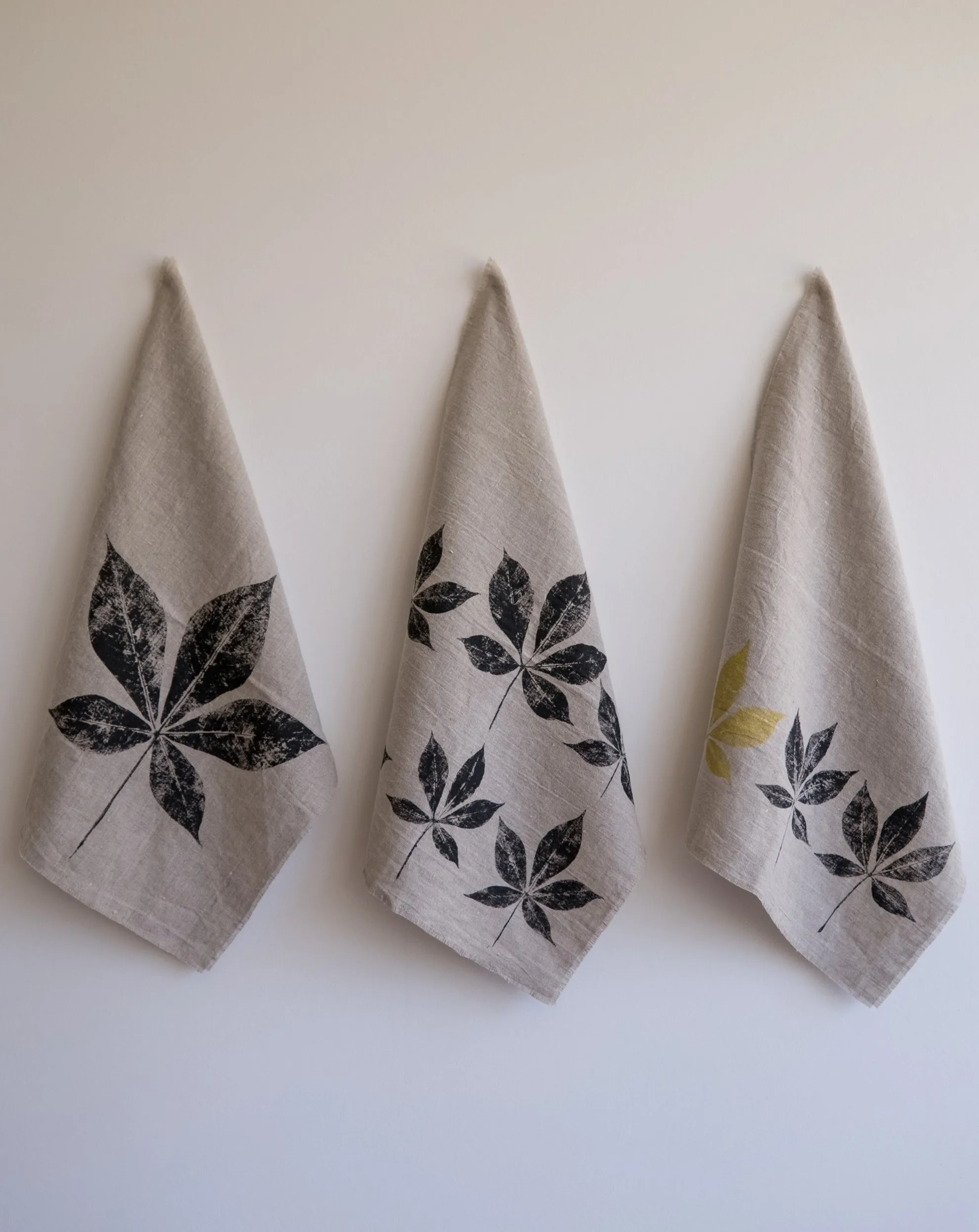 Creeper Leaf Hand Towels