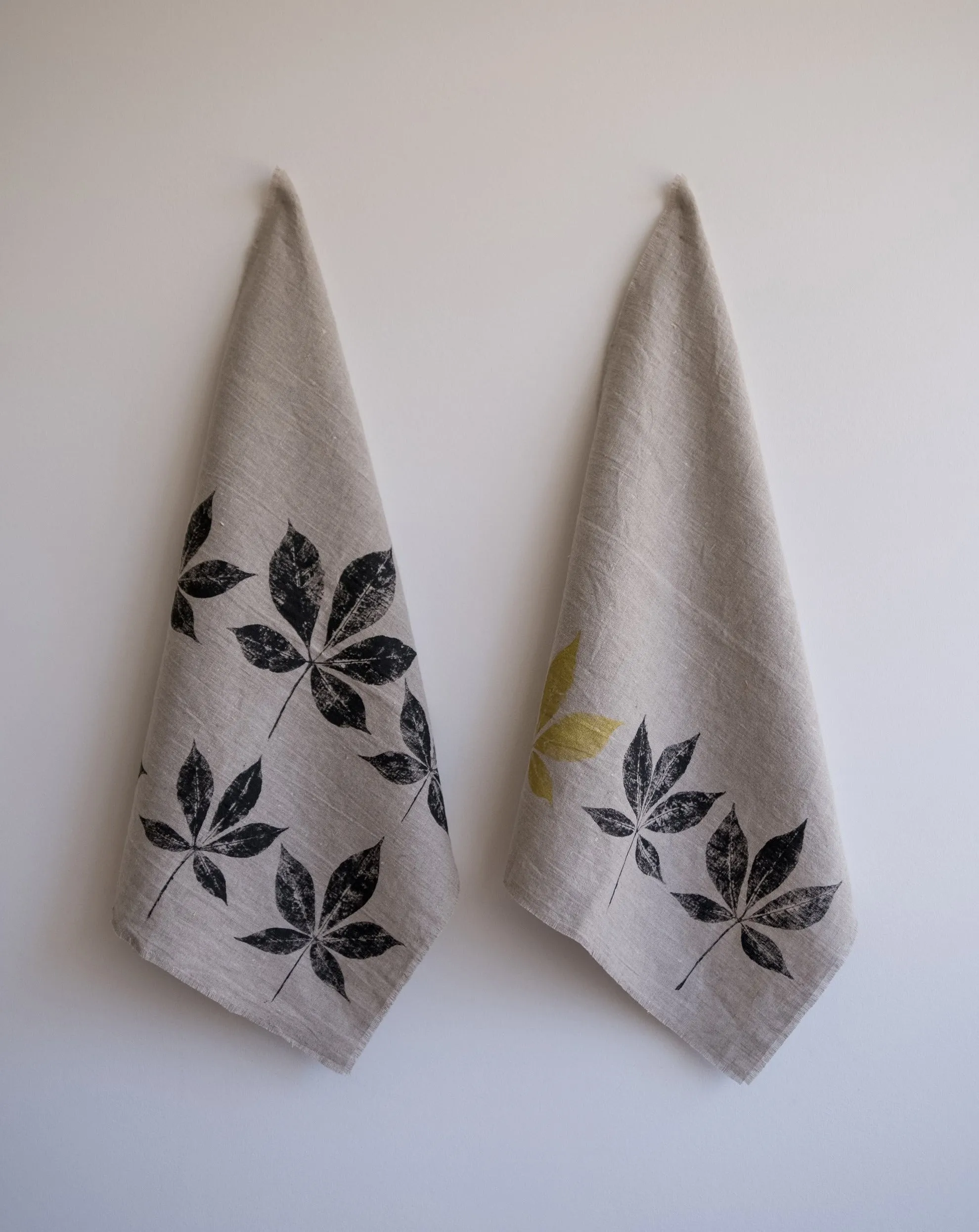 Creeper Leaf Hand Towels