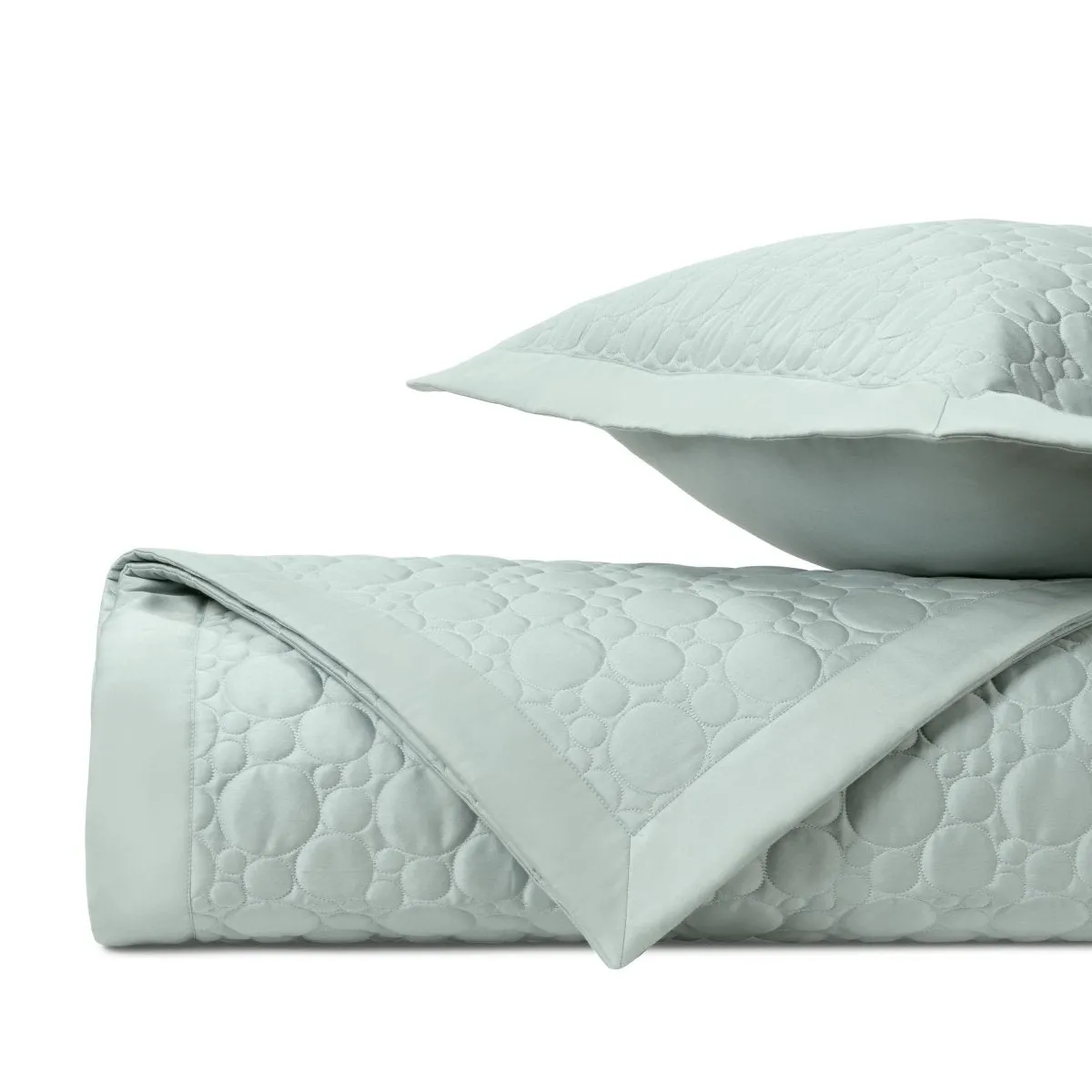 Globe Quilted Eucalipto by Home Treasures