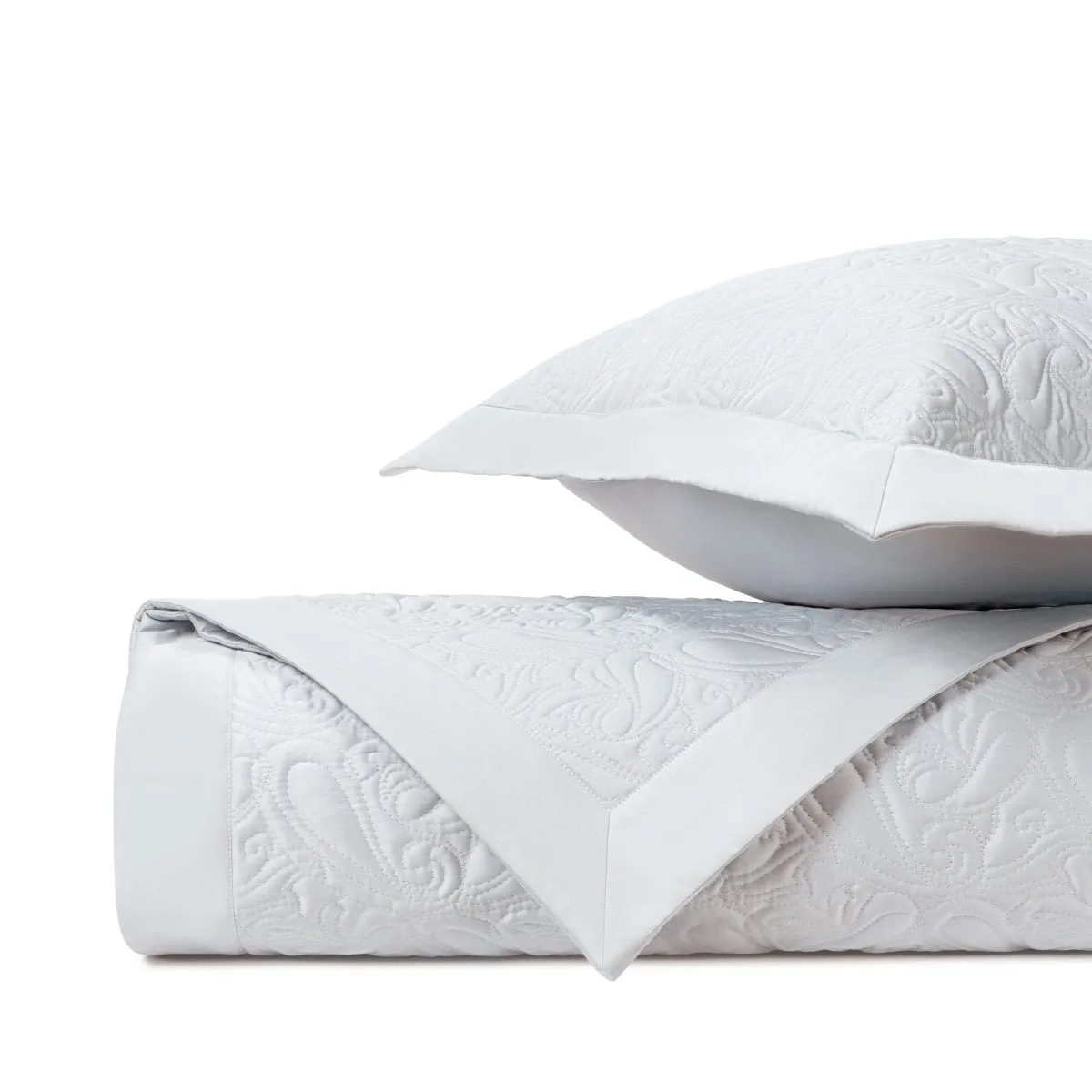 Kashmir Quilted White by Home Treasures