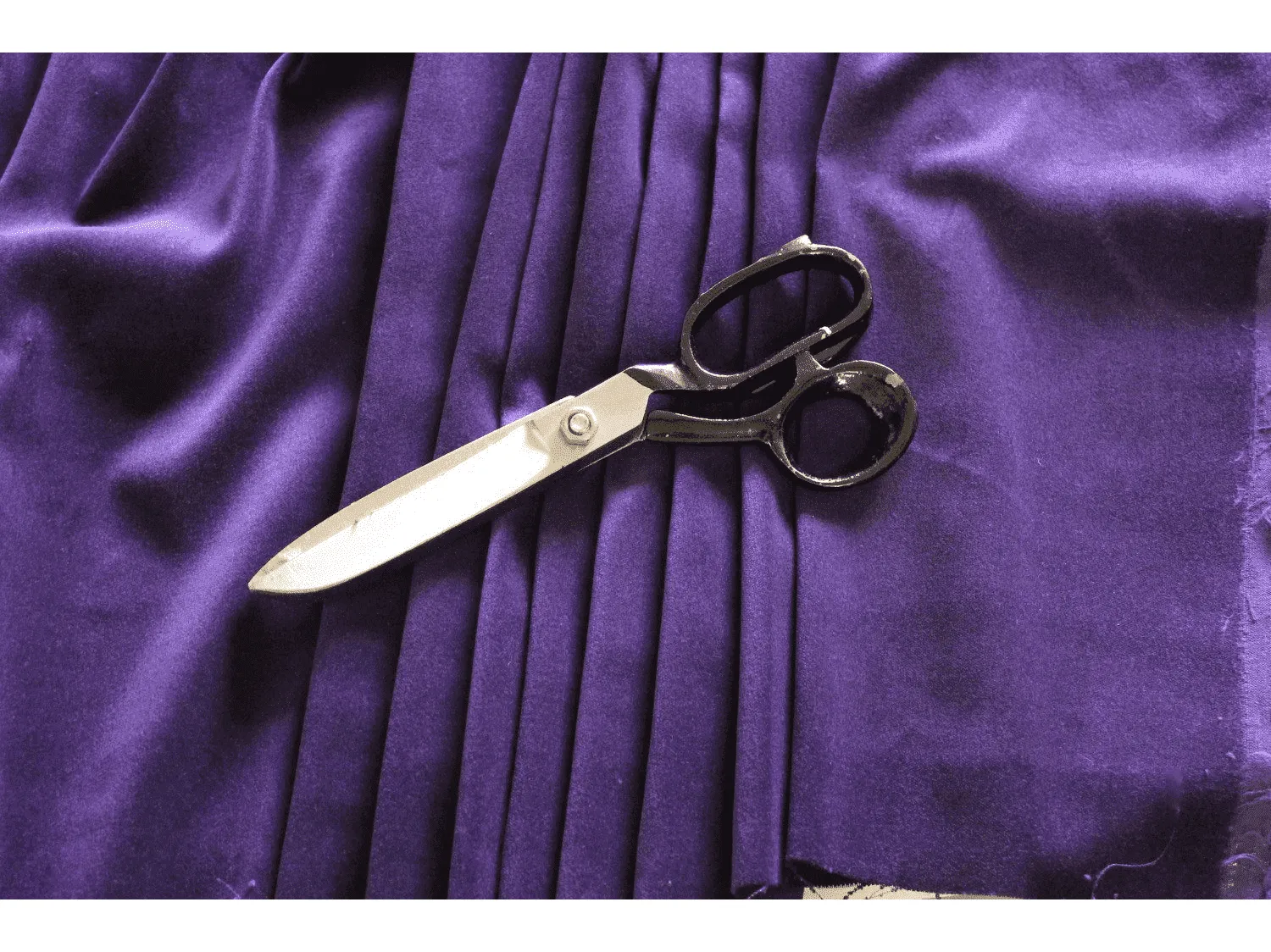 PURPLE - Cotton Dressmaking Velvet / Velveteen Fabric - Lightweight