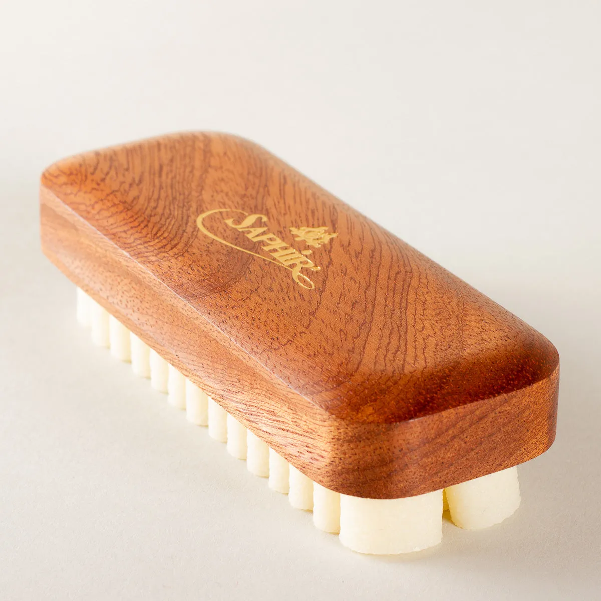 Suede crêpe brush